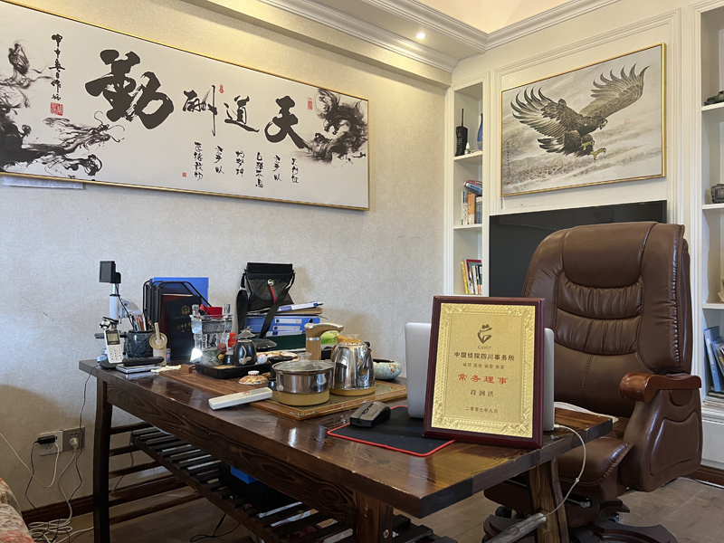 巴宜区取证公司解析婚内出轨对家庭的影响